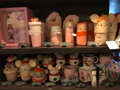 零售区-星巴克(杭州银泰城西一店)