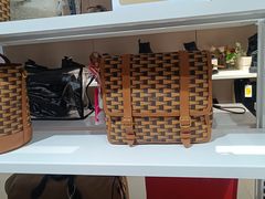 -唯品会(北京国瑞城店)