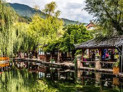 -黑龙潭公园