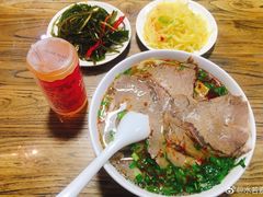 -陇上全荟兰州传统牛肉面(延吉路店)