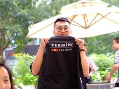 -斯普汇生蚝牛排馆(中骏世界城店)