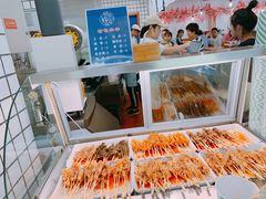 -南门金峰辣子鸡·玩串串(昌发展万科广场店)