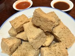 油炸臭豆腐-咸亨酒店•非遗绍兴菜•中华老字号(堂吃餐厅)