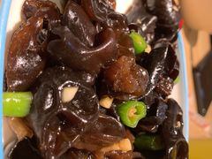 -山城外·非遗酸菜鱼(新都汇融店)