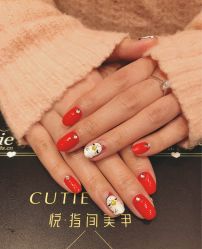 -悦指间美甲美睫