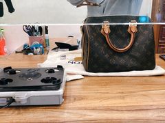 -华夏典当行(龙德广场店)