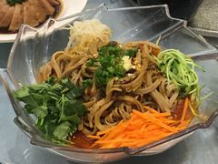 -龙船人海鲜城(长治路店)