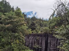 -梭布垭石林景区