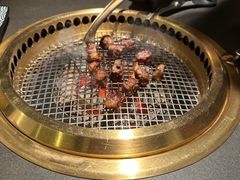 -铭牛烧肉·和牛海鲜自助(高新月牙湖店)