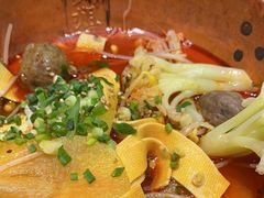 -成都你六姐·牛肉冒菜(城市集市合生汇店)