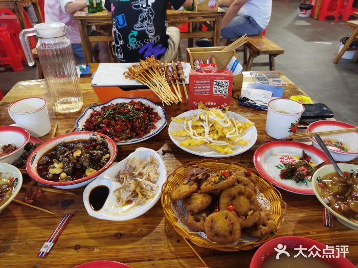 冶建镜子·老南昌大排档·江西虾王(总店)图片