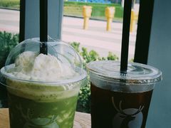 -瑞幸咖啡(绿地新都会9号楼店)