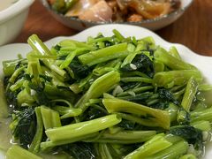 -胡子饮食店