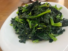 -东北四季饺子王(华山路店)