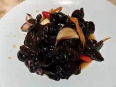 -梁家大院•农家菜(昆山会展中心店)