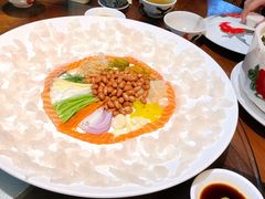 三文鱼鱼生捞起-猪肉婆私房菜(容桂总店)
