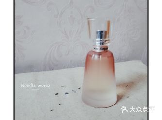 我喜欢这个粉粉嫩嫩的香水(˘͈ᵕ ˘͈❀)