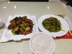 -东四民芳餐厅(世茂工三店)