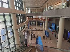 -上海跨国采购会展中心