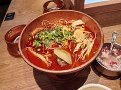 -成都你六姐·牛肉冒菜(上海环宇荟店)