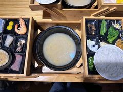 -勺子米线·云南传统小吃市集(四方街店)