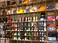 -VENCHI 闻绮(北京国贸商城店)