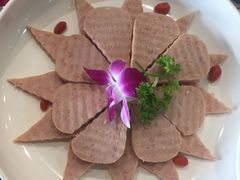 -何鲜菇火锅(大营盘店)