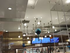 面包甜点陈列柜-奈雪的茶(湖滨银泰in77C区PRO店)