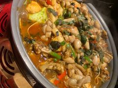 -龙巢盱眙龙虾·牛蛙·烧烤宵夜(八卦岭店)