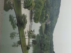 -上海佘山世茂艾美酒店