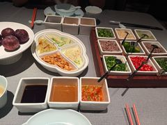 -左庭右院鲜牛肉火锅黑金店(陆家嘴中心店)
