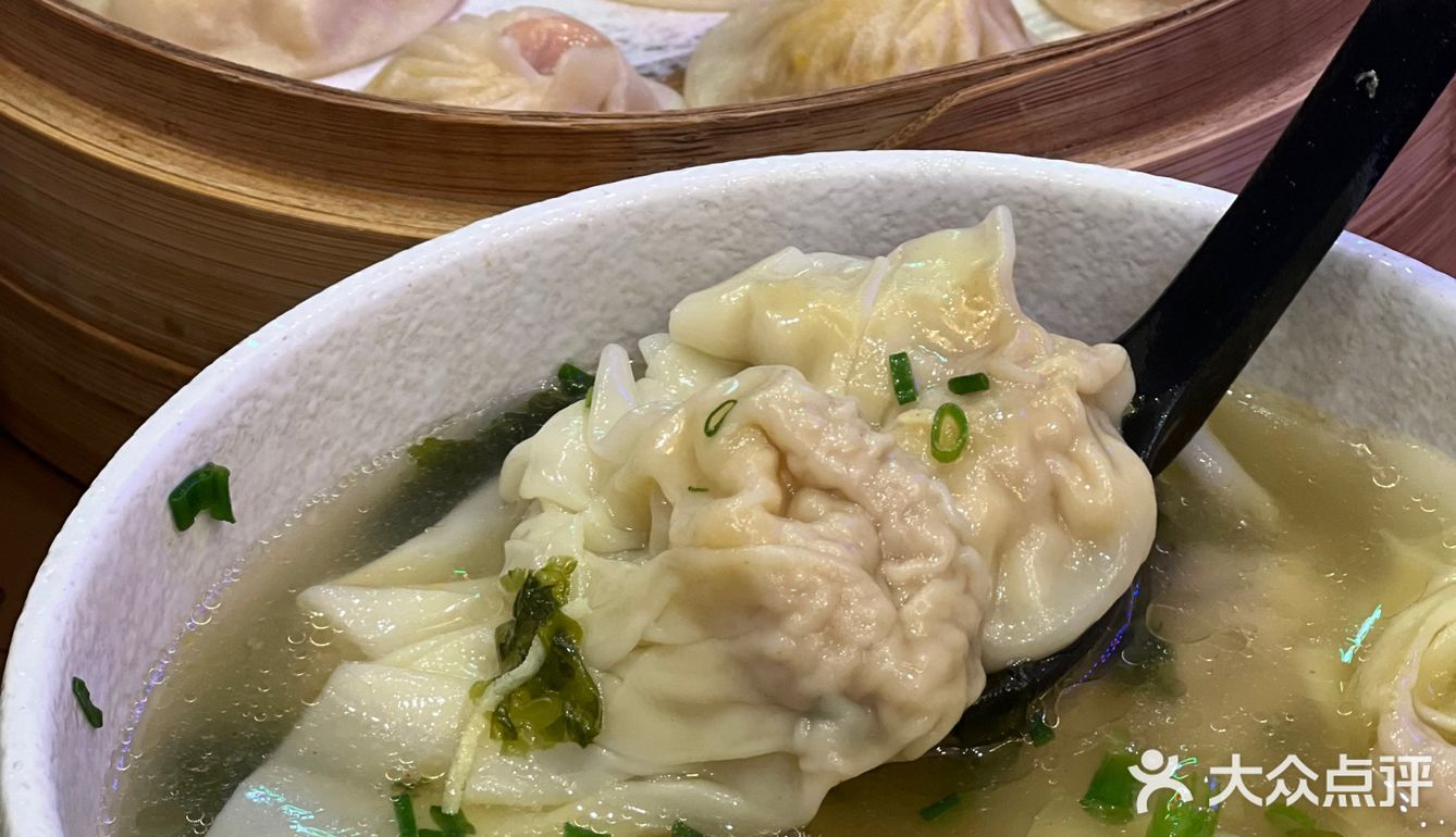 火了90年的人广传奇面馆！蟹粉面好🈵足