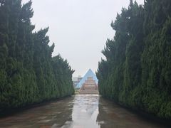 -上海市龙华烈士陵园