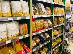-绿叶子超市(公园大道店)