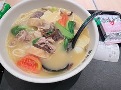 -蒙自源米线大王(东站店)