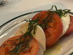 水牛芝士番茄-Wolfgang’s Steakhouse 沃夫冈牛排馆(上海白玉兰广场店)