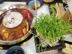 -炙爱鮮貨火锅(中东砂之船店)