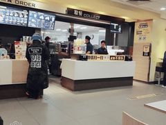 -麦当劳(世界城广场店)