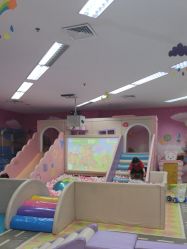 -孩子王童乐园(常德万达店)