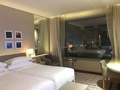 -阿瓦尼河滨曼谷酒店