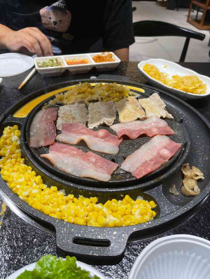 火焰山·东北炭火烤肉(龙阳店)-"晚上孩子想吃烤肉,万能的大众点评