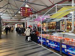 -TIMES CITY OUTLETS 时代·城市·奥特莱斯(上海国际时尚中心店)