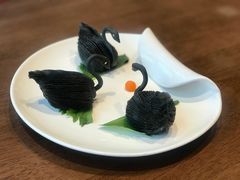 天鹅榴莲酥-索菲特酒店·乐轩华中餐厅