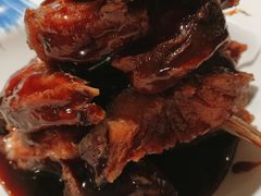 本帮熏鱼-侬佳蒸菜馆(听潮店)