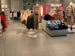 -H&M(鹏欣水游城店)