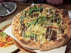 -Dragon Pizza•圆脸龙披萨·牛排餐厅