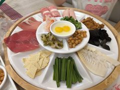 -花馬肆.云南过桥米线(汉神购物广场现场熬汤店)