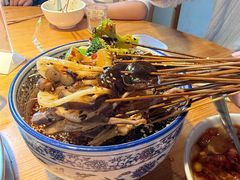 -大众跷脚牛肉馆·非遗传承单位(峨眉山店)