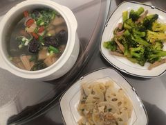 -悦芽照护月嫂+育儿嫂(杭州店)