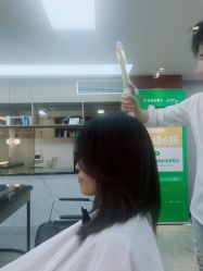 -诗悦发型烫染SALON